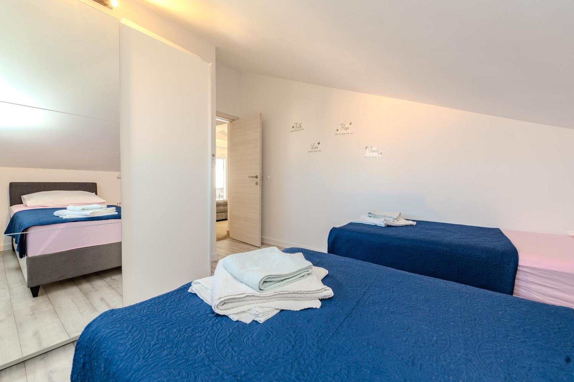 Dali II Apartman Novalja Kültér fotó