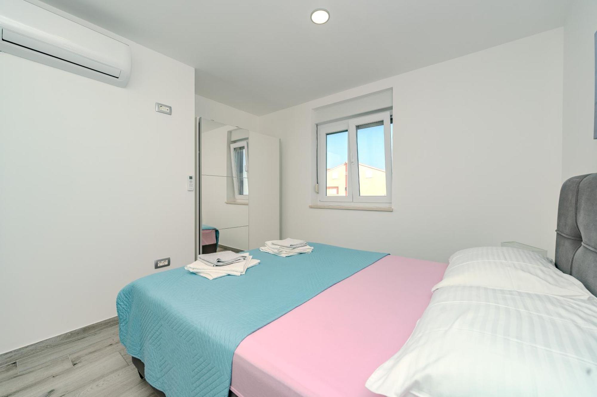 Dali II Apartman Novalja Kültér fotó