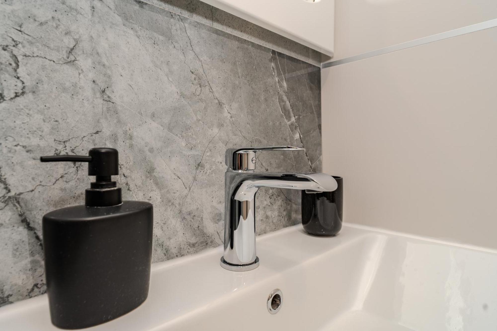 Dali II Apartman Novalja Kültér fotó